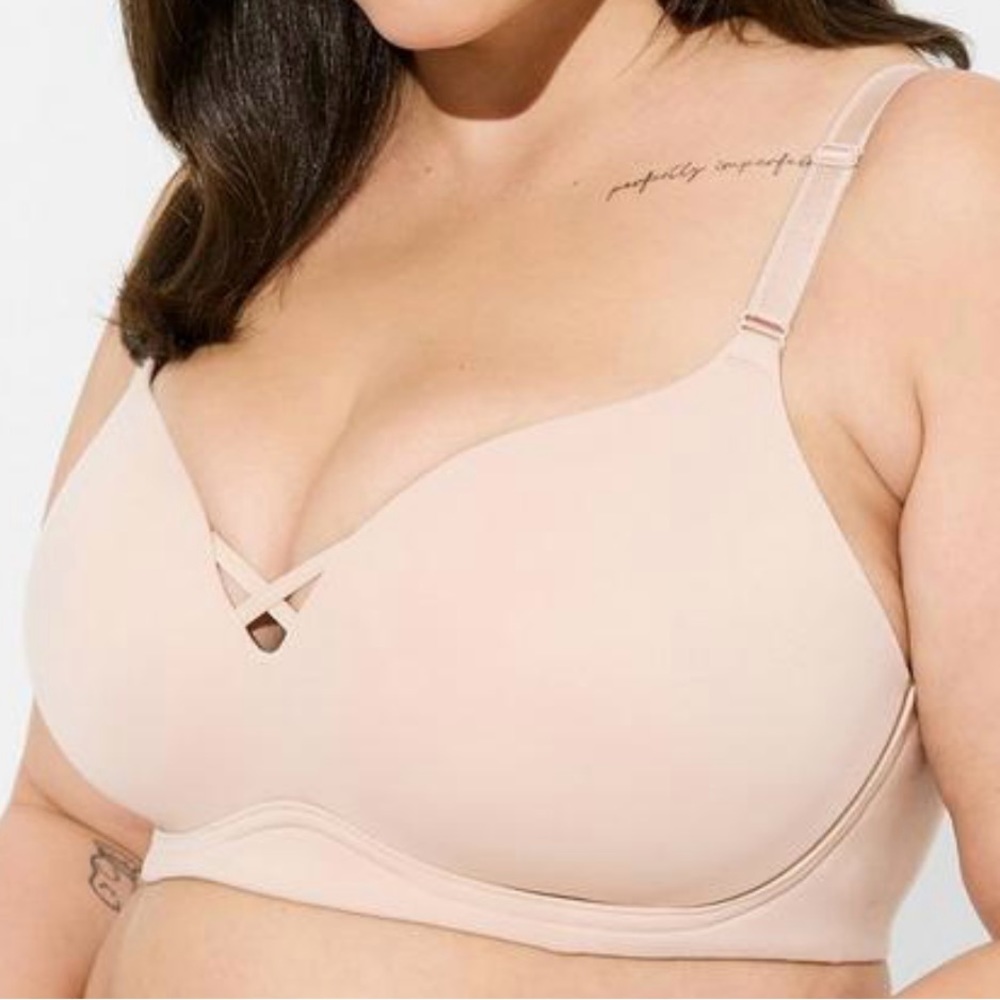 Torrid Dream Wire-Free Push-Up Bra, Sz 42DD, NWOT